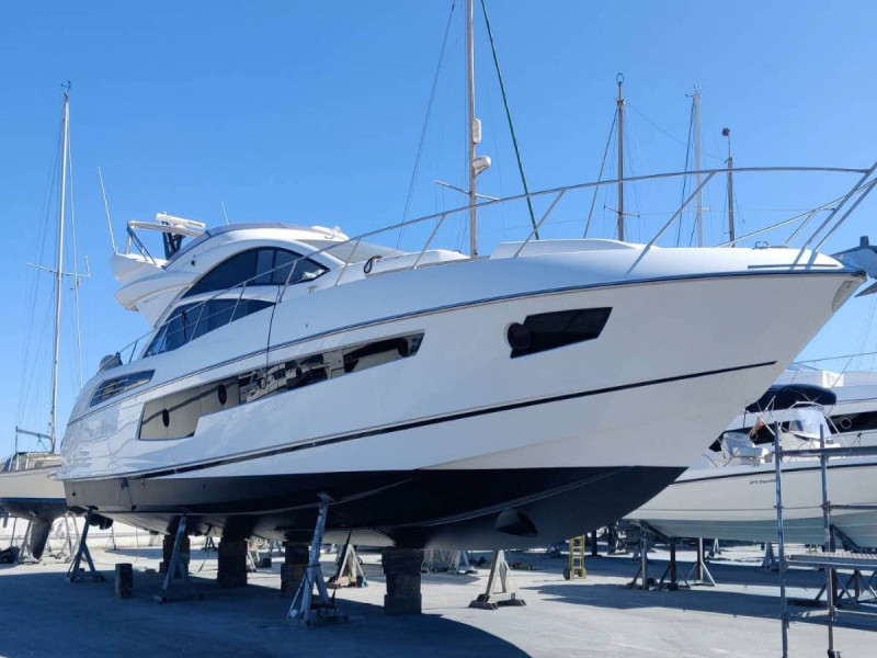 Sport Yacht 68 2015 SUNSEEKER