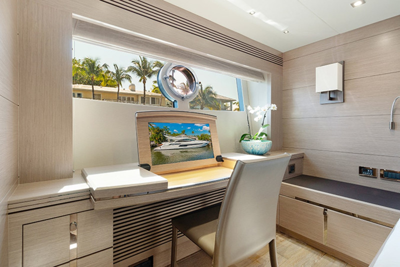 SPORT YACHT 68 2015 SUNSEEKER