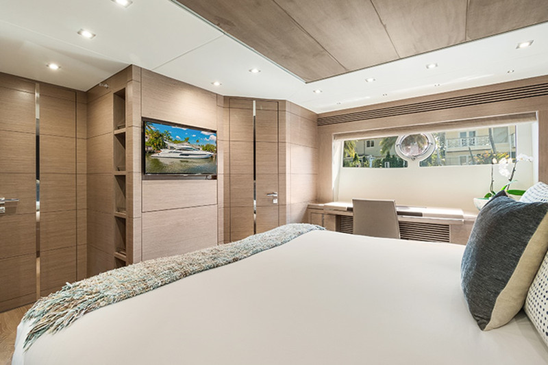 SPORT YACHT 68 2015 SUNSEEKER