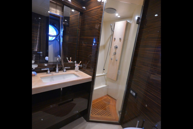2008 AZIMUT YACHTS