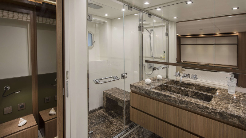 2016 SANLORENZO YACHTS