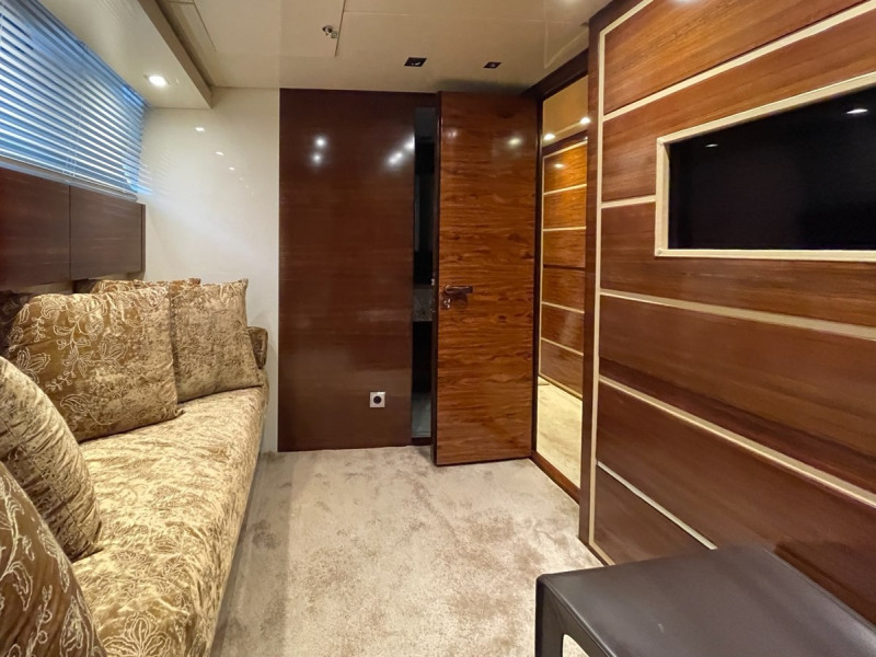 88 2010 SANLORENZO YACHTS
