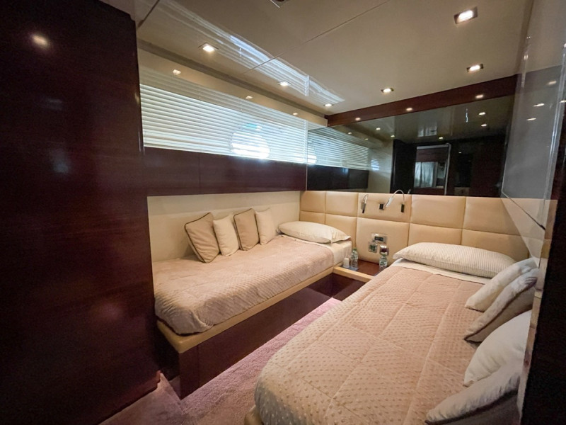 88 2010 SANLORENZO YACHTS