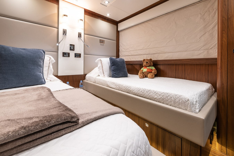 2015 SUNSEEKER