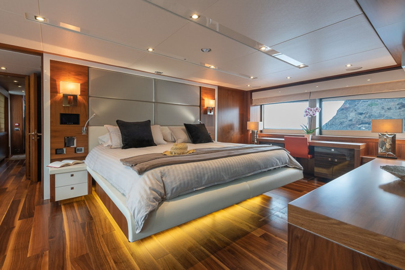 2015 SUNSEEKER
