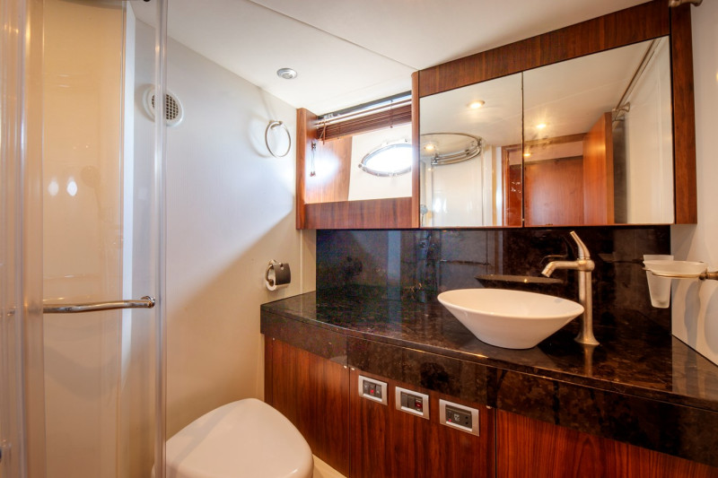 PREDATOR 72 SPORT 2008 SUNSEEKER