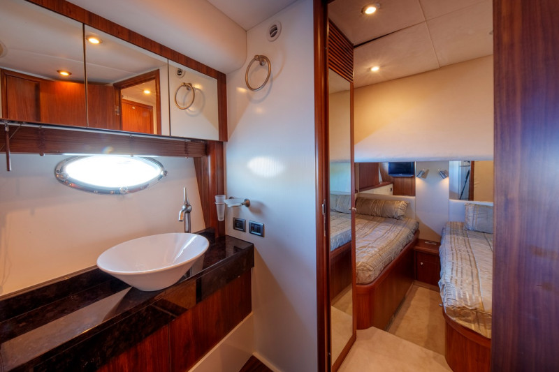 PREDATOR 72 SPORT 2008 SUNSEEKER