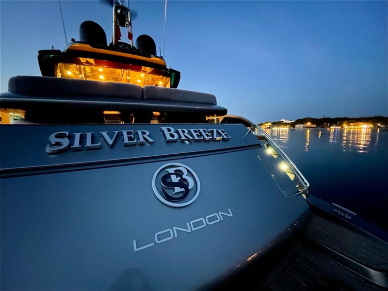 Domino 86 2010 RIVA YACHT