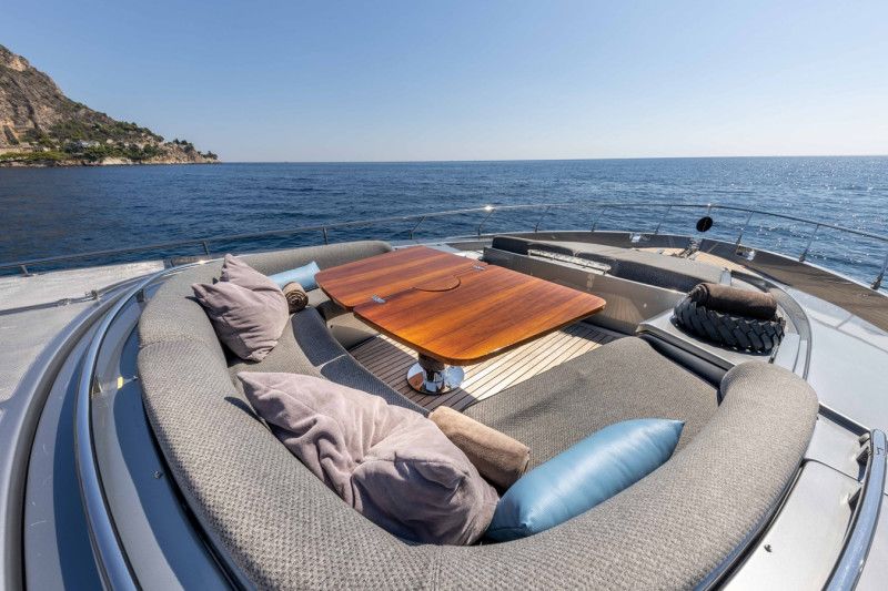 Domino 86 2010 RIVA YACHT
