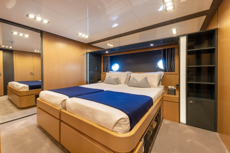 Domino 86 2010 RIVA YACHT