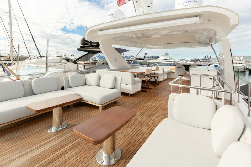 AZIMUT 72 FLYBRIDGE 2020 AZIMUT YACHTS