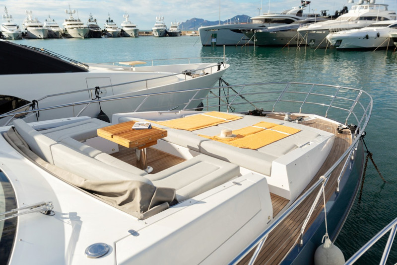 AZIMUT 72 FLYBRIDGE 2020 AZIMUT YACHTS