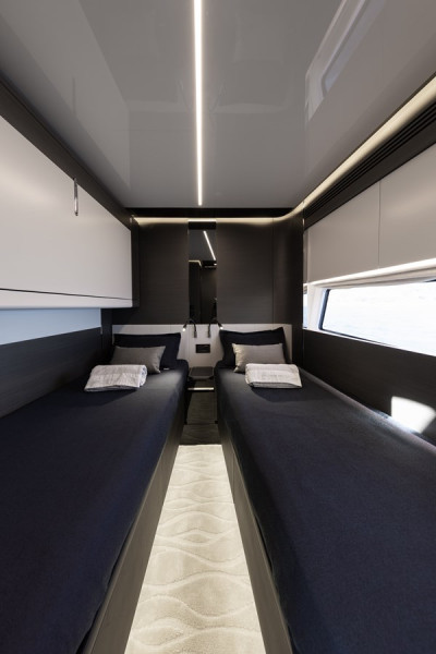 S8 2021 AZIMUT YACHTS