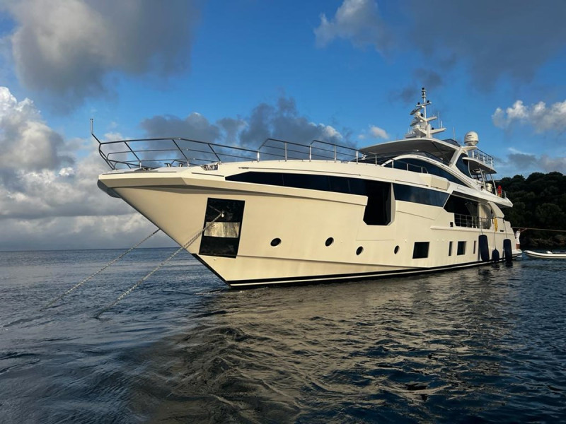 AZIMUT GRANDE 35M 2022 AZIMUT YACHTS