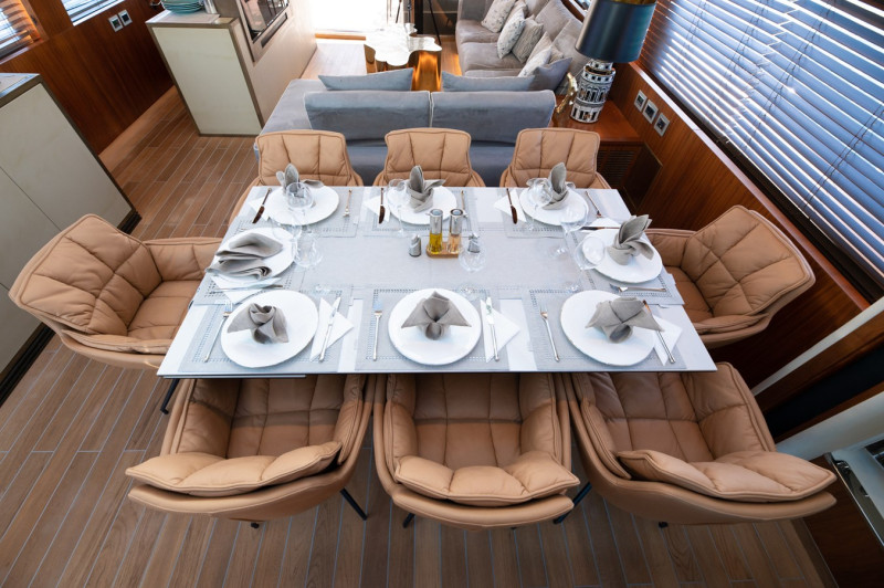 Predator 92 2009 SUNSEEKER