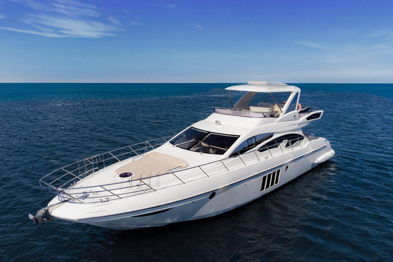 AZIMUT 64 2013 AZIMUT YACHTS