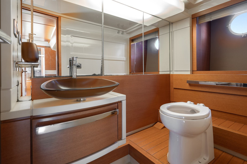 AZIMUT 64 2013 AZIMUT YACHTS