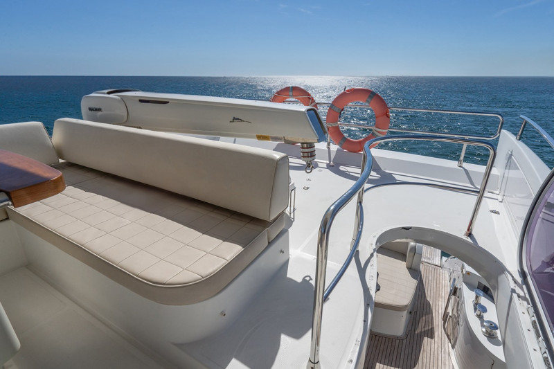 AZIMUT 64 2013 AZIMUT YACHTS