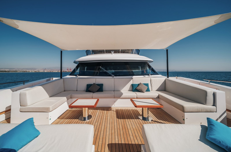 &Beta;&Epsilon;&Nu;&Epsilon;&Tau;&Tau;&Iota; FAST 125' 2021 BENETTI YACHTS