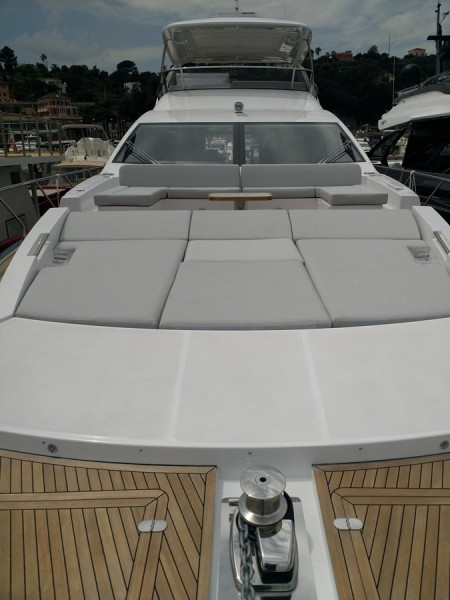 72 FLY 2022 AZIMUT YACHTS
