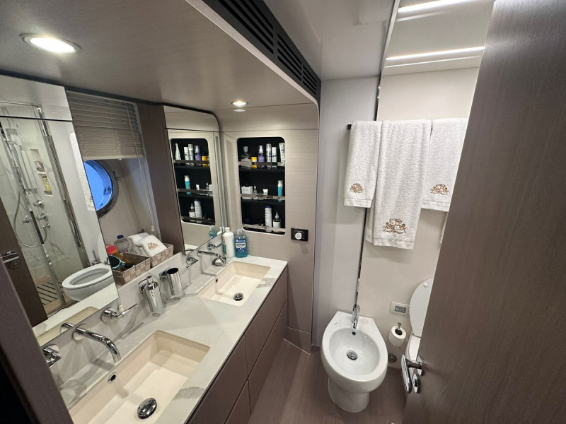 72 FLY 2022 AZIMUT YACHTS