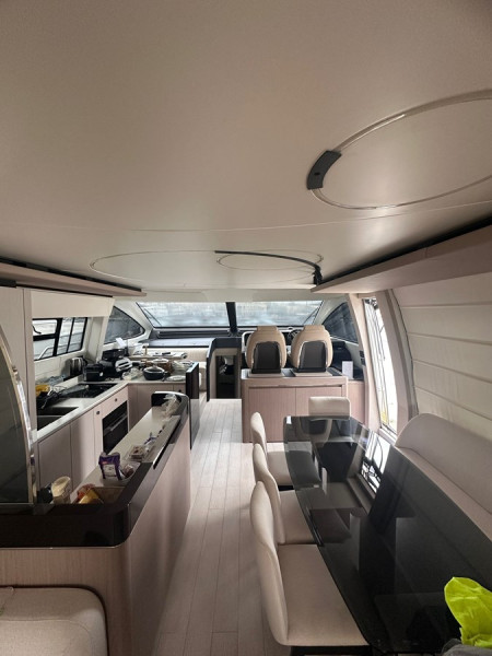 72 FLY 2022 AZIMUT YACHTS