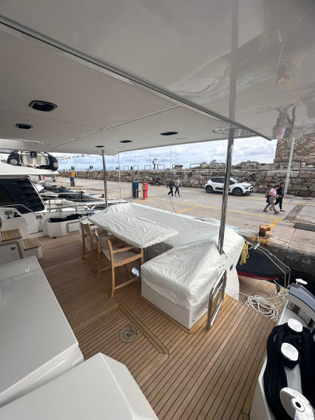 72 FLY 2022 AZIMUT YACHTS