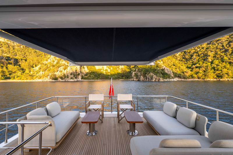 72 FLY 2022 AZIMUT YACHTS