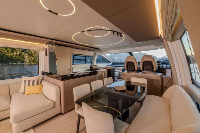 72 FLY 2022 AZIMUT YACHTS