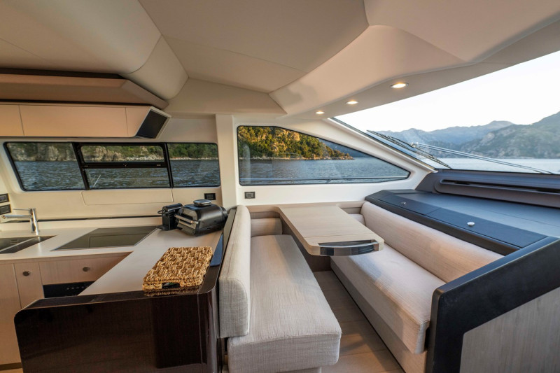 72 FLY 2022 AZIMUT YACHTS
