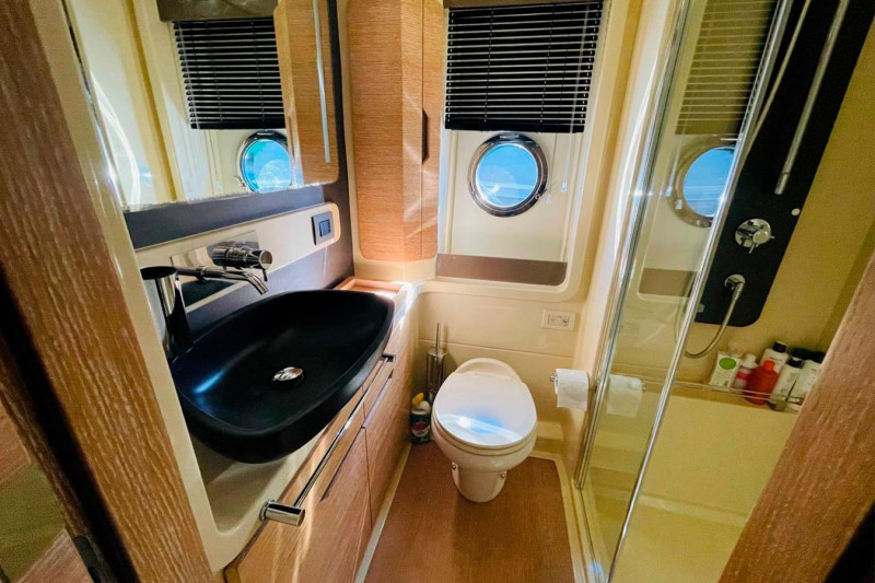 FLY 50 2016 AZIMUT YACHTS