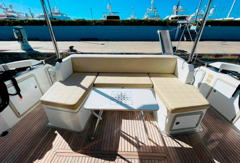 FLY 50 2016 AZIMUT YACHTS