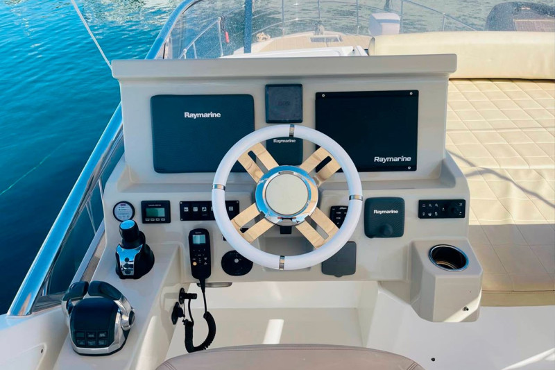 FLY 50 2016 AZIMUT YACHTS