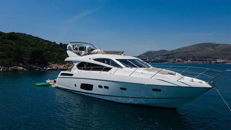 Manhattan 63 2011 SUNSEEKER