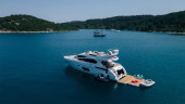 MANHATTAN 63 2011 SUNSEEKER