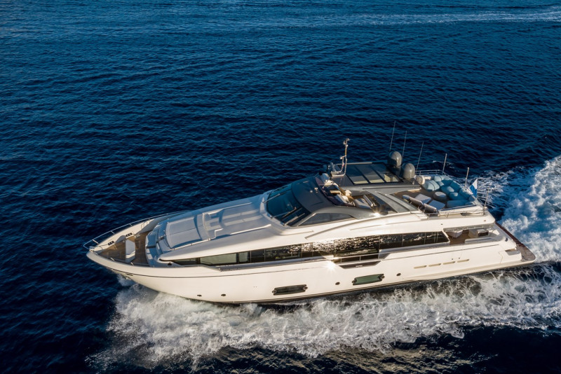 2017 FERRETTI YACHTS