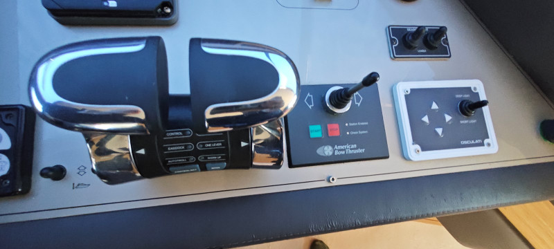 830 2009 FERRETTI YACHTS