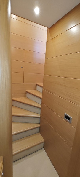830 2009 FERRETTI YACHTS