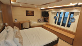 830 2009 FERRETTI YACHTS