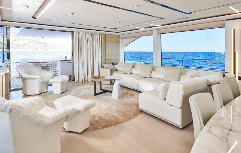 PRINCESS 30M 2019 PRINCESS YACHTS
