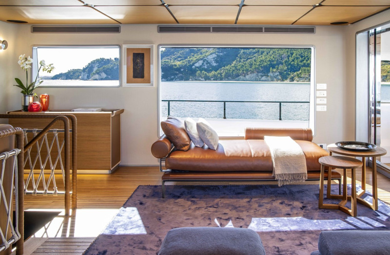 NAVETTA 30 2023 CUSTOM LINE