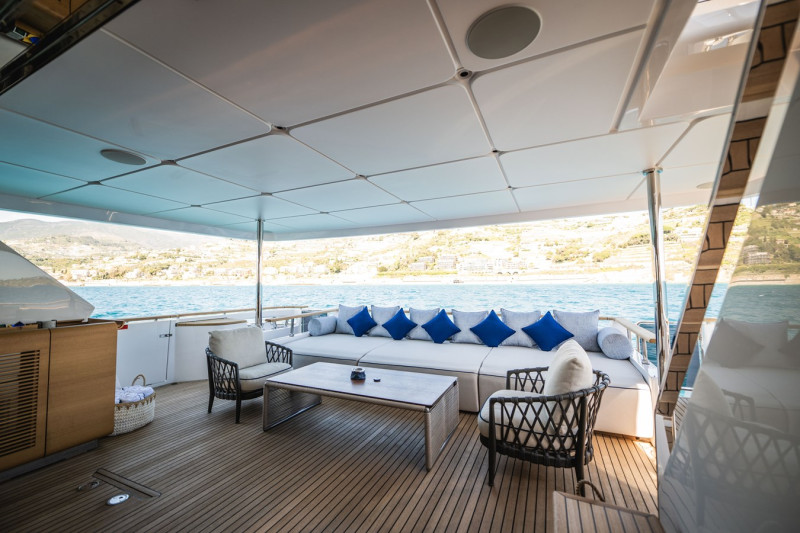 NAVETTA 30 2023 CUSTOM LINE