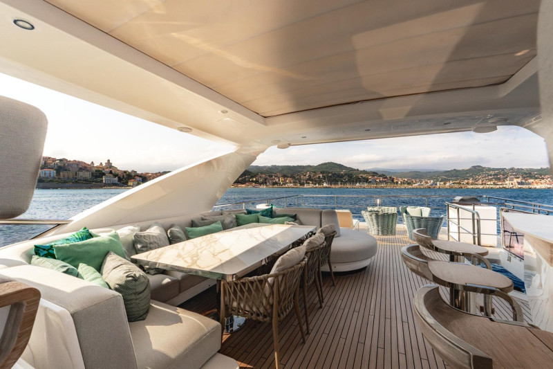 GRANDE 27M 2019 AZIMUT YACHTS