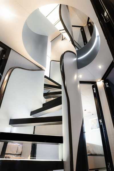 GRANDE 27M 2019 AZIMUT YACHTS