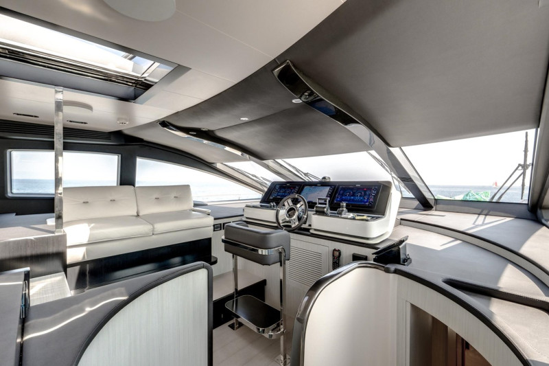 GRANDE 27M 2019 AZIMUT YACHTS
