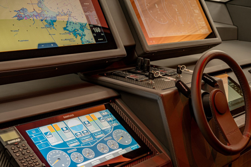 PERSHING 8 X 2022 PERSHING