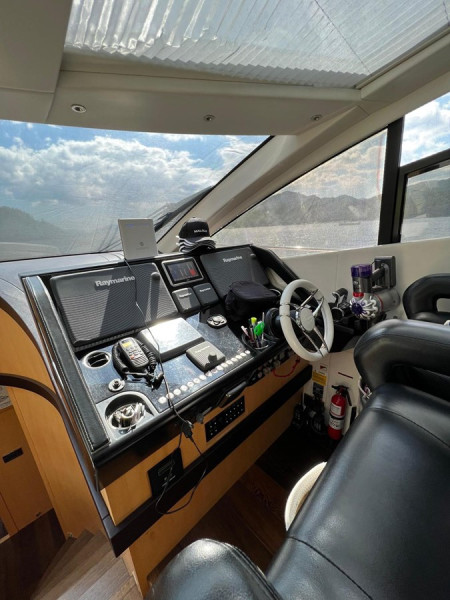 68 Sport Yacht 2013 SUNSEEKER