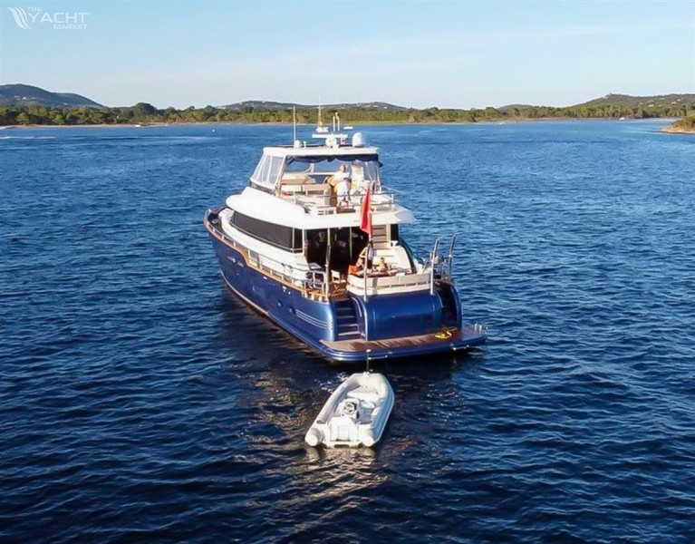 MAGELLANO 74 2012 AZIMUT YACHTS