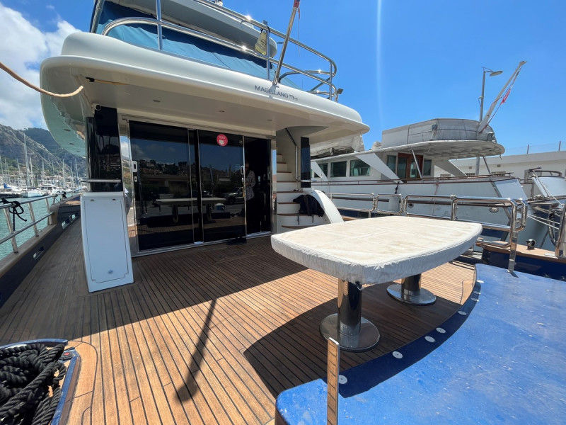MAGELLANO 74 2012 AZIMUT YACHTS
