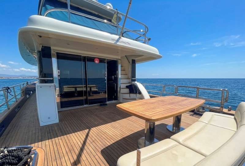 MAGELLANO 74 2012 AZIMUT YACHTS